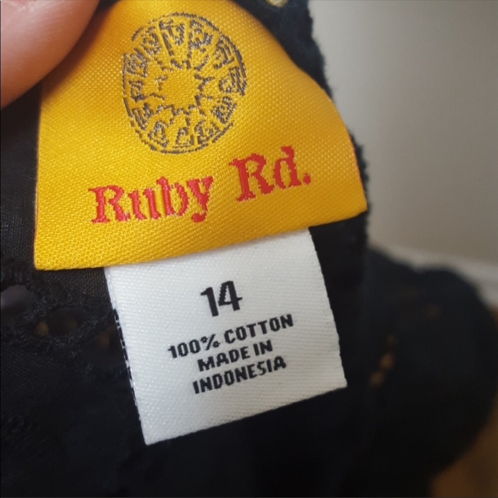 Nwt  Ruby Rd  top - Picture 7 of 7